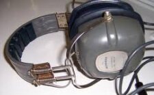 Picture of 70s tyle Headphones